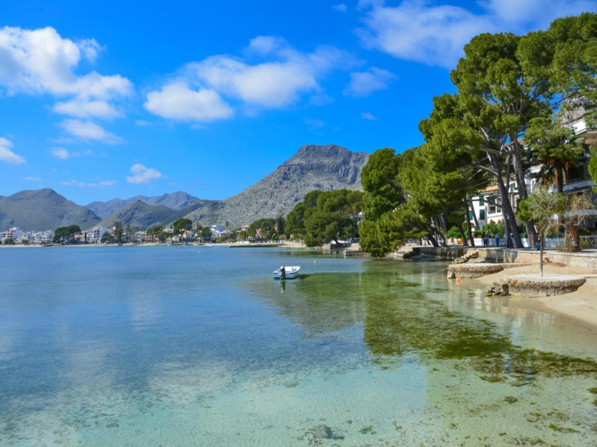 Bella Baix *
